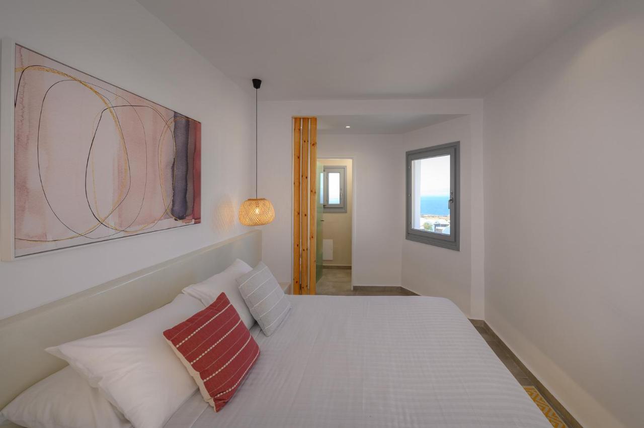 Thoe Oia Suites Exterior photo