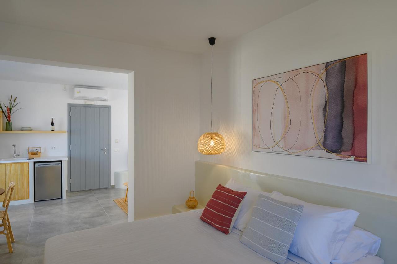 Thoe Oia Suites Exterior photo